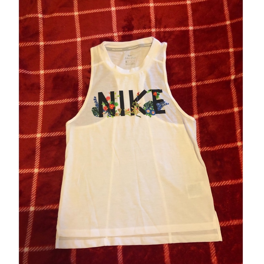 Nike Dri-fit sleeveless shirt